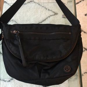 Lululemon Adjustable Crossbody - great condition!